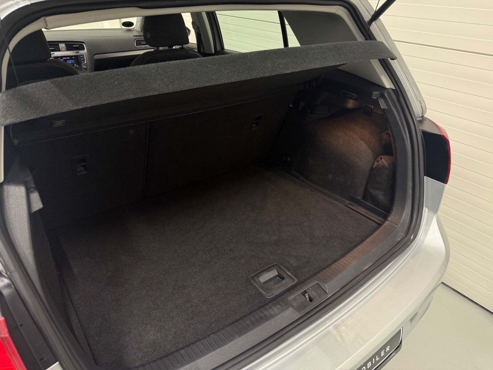 Sølv VW Golf VII fra 2014