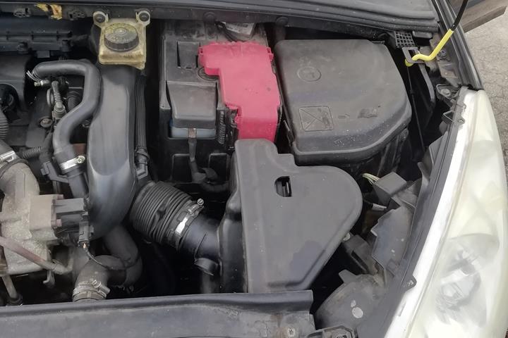 Sort Peugeot 308 fra 2007