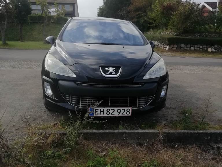 Peugeot 308 1,6 I 5D.