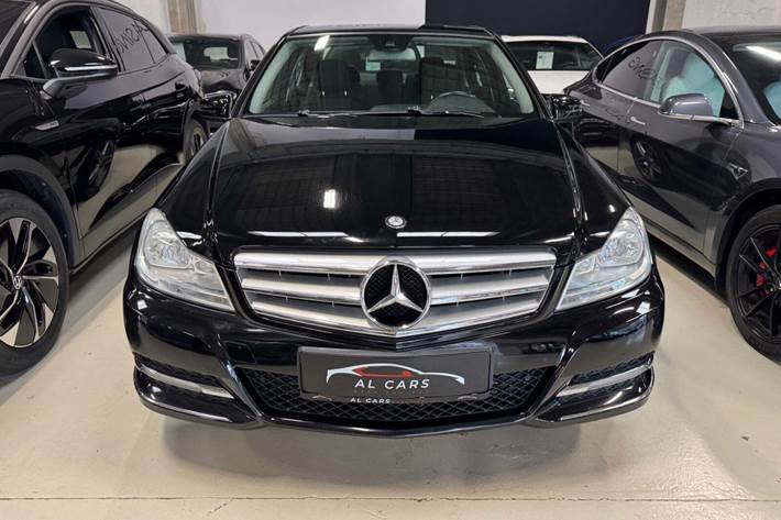 undefined Mercedes C220 fra 2012 set udefra