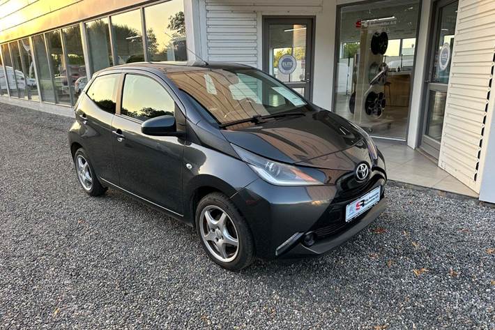 undefined Toyota Aygo fra 2015