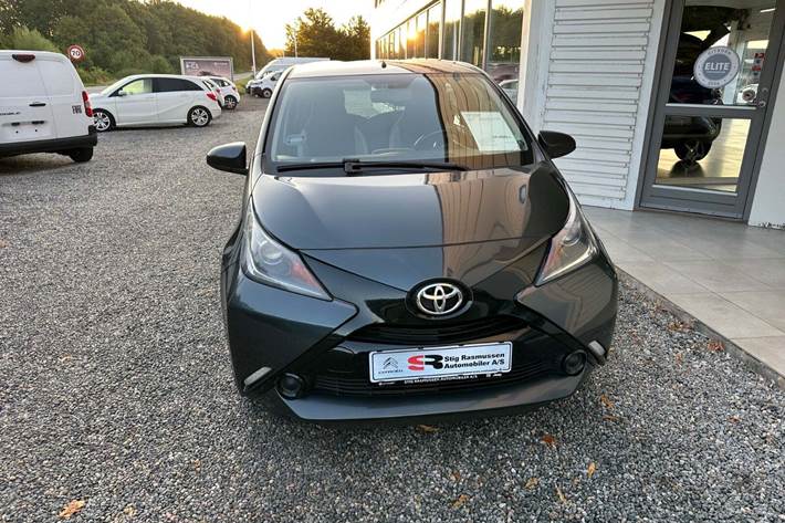 undefined Toyota Aygo fra 2015