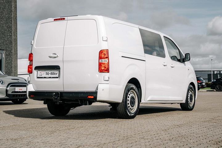 Hvid Peugeot Expert fra 2021