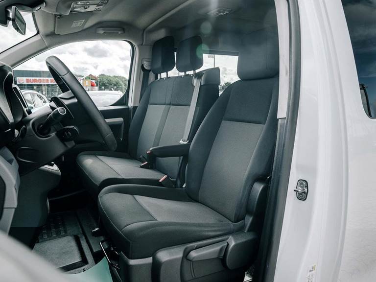 Peugeot Expert 2,0 BlueHDi 122 L3 Plus EAT8 Van