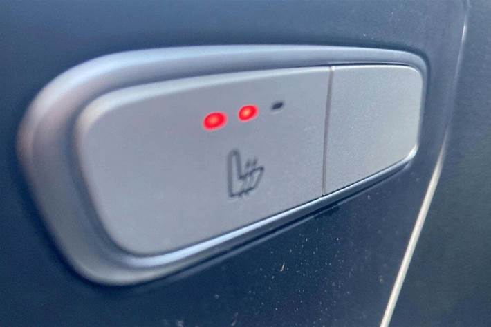 Hvid Mercedes Vito 114 fra 2021