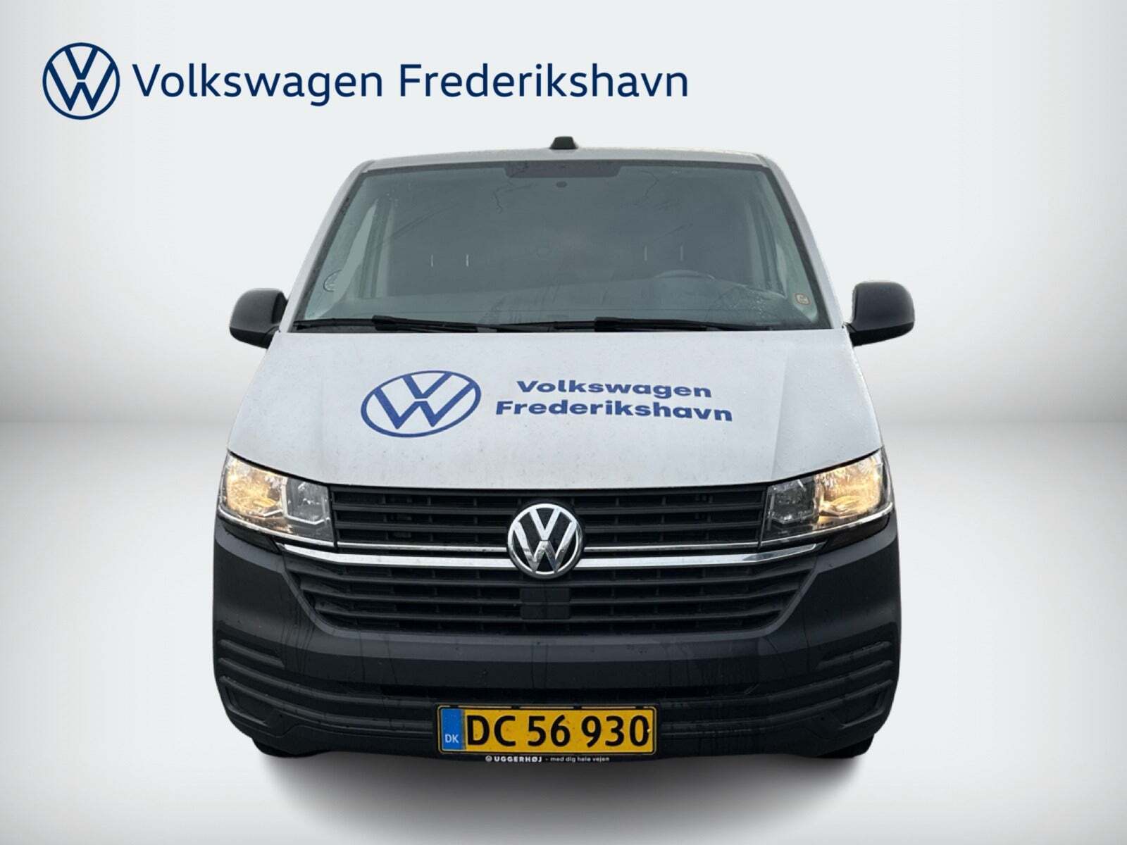 VW Transporter 2,0 TDi 110 Kassevogn lang