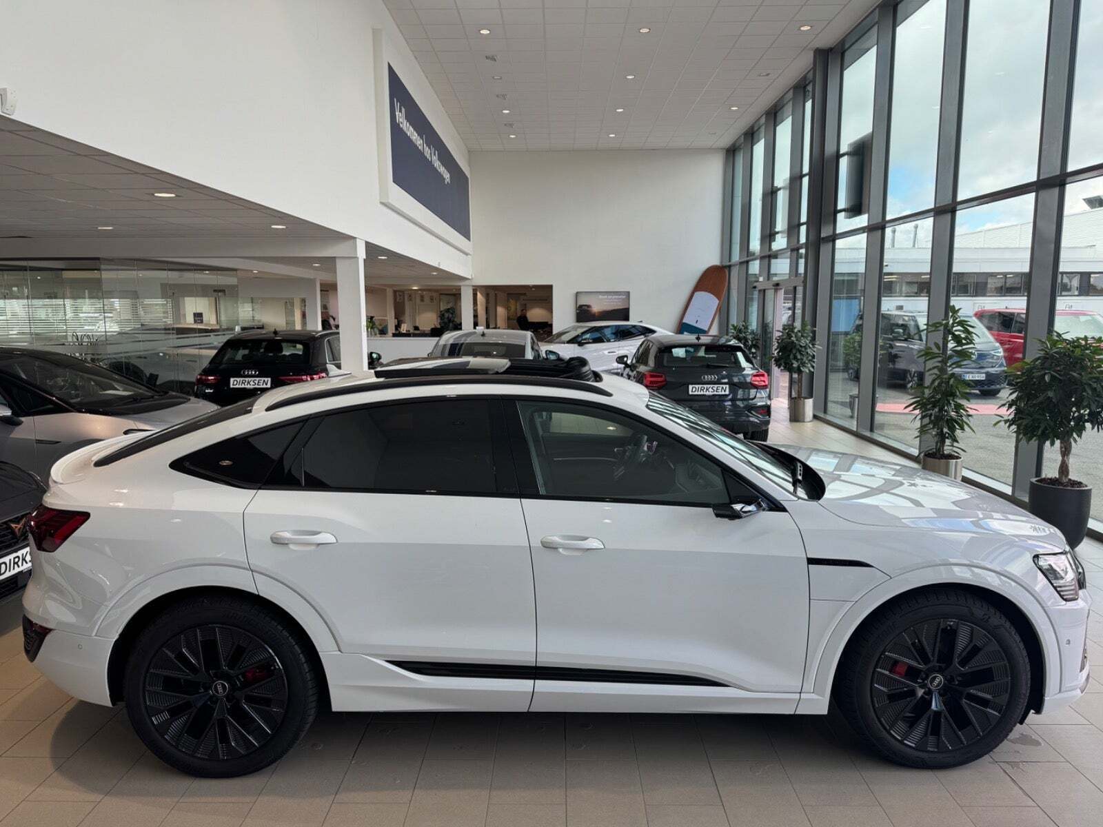 Audi Q8 e-tron 55 S-line Sportback quattro