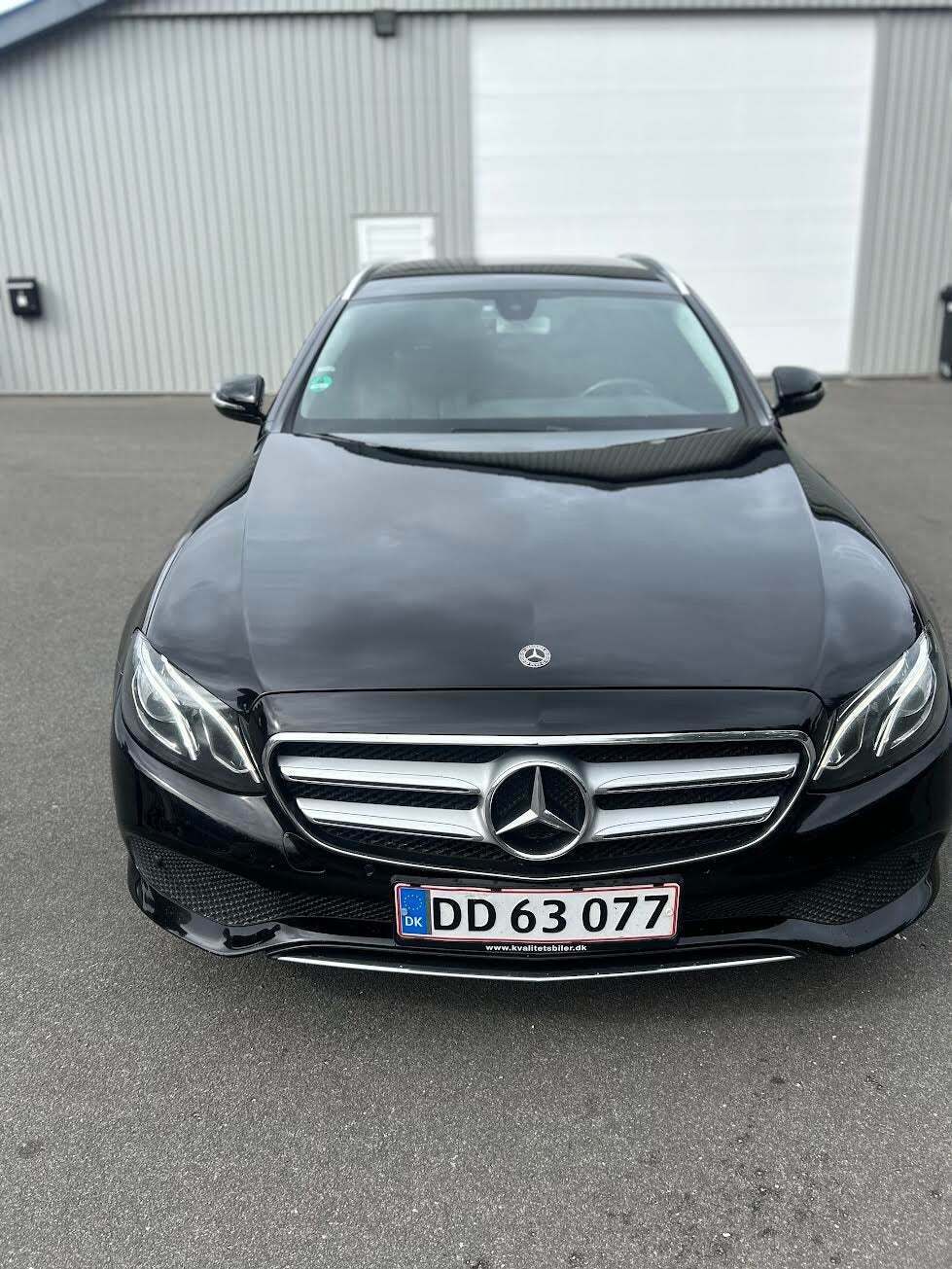 Mercedes E220 d 2,0 AMG Line stc. aut.