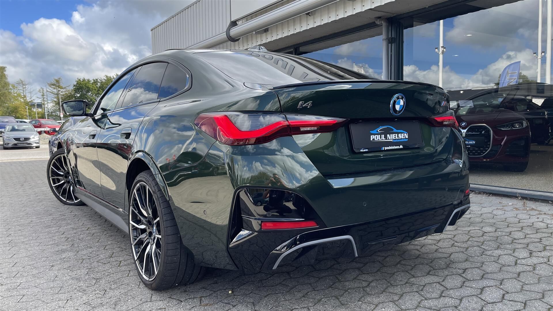 BMW i4