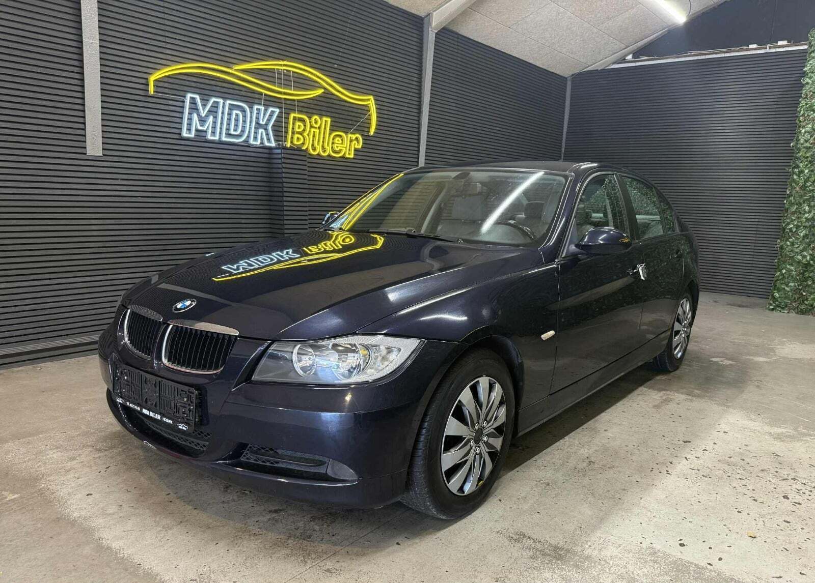 BMW 320i 2,0
