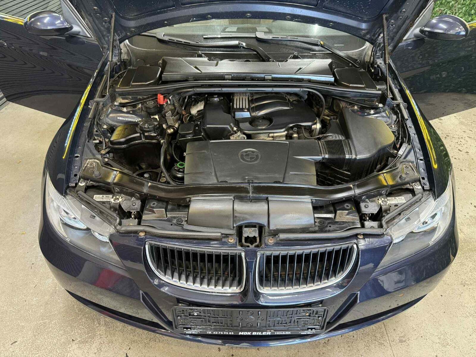 undefined BMW 320i fra 2005