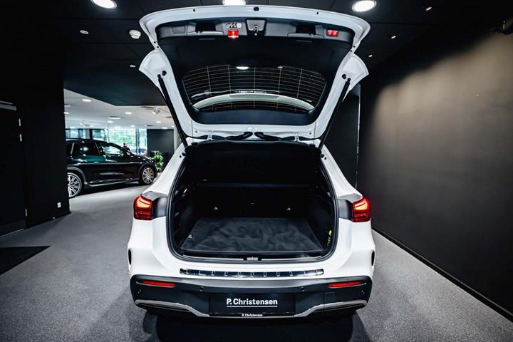Hvid Mercedes EQA250+ fra 2025
