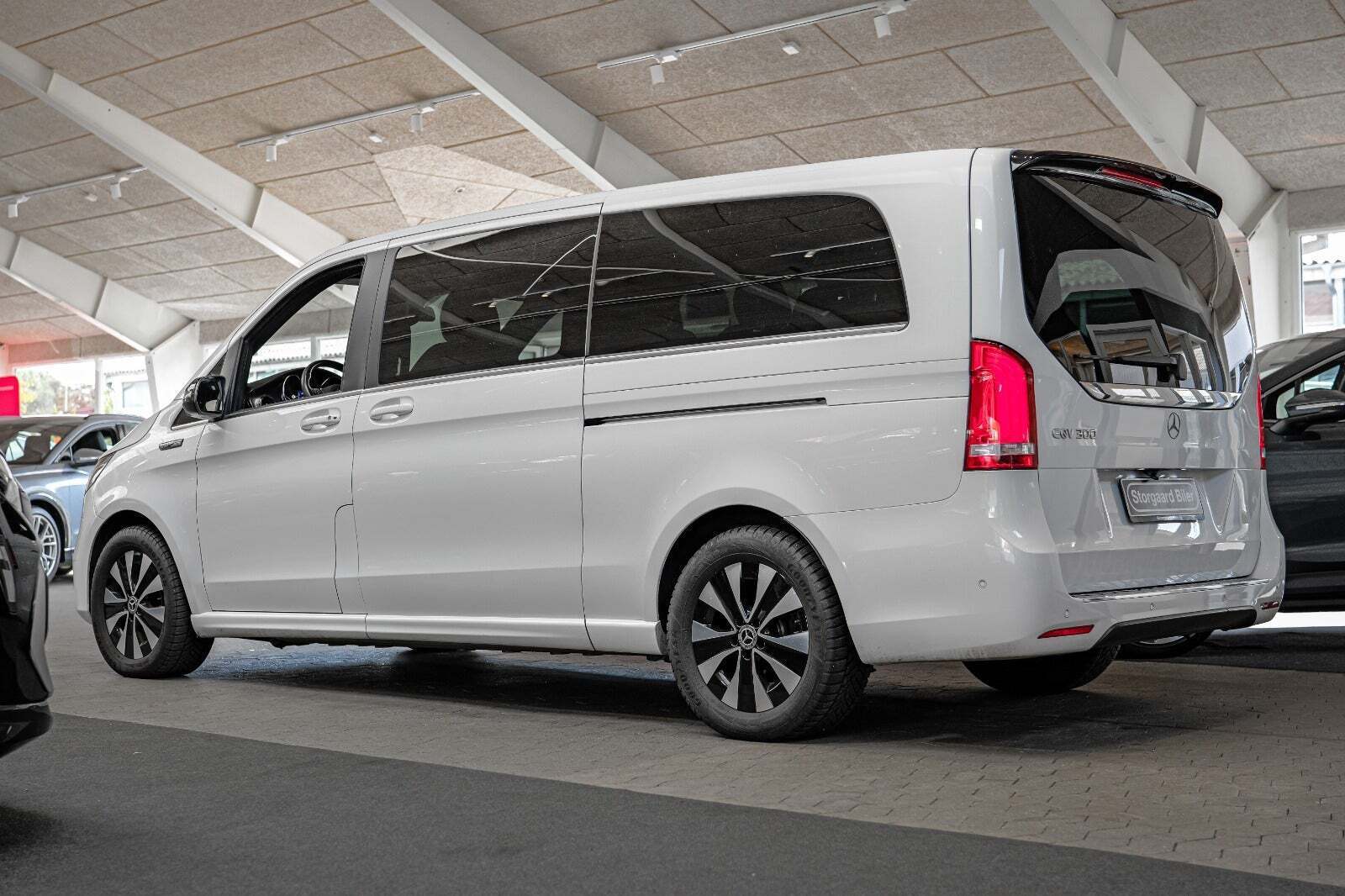 Mercedes EQV300