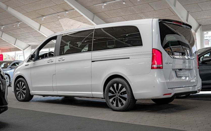 Mercedes EQV300