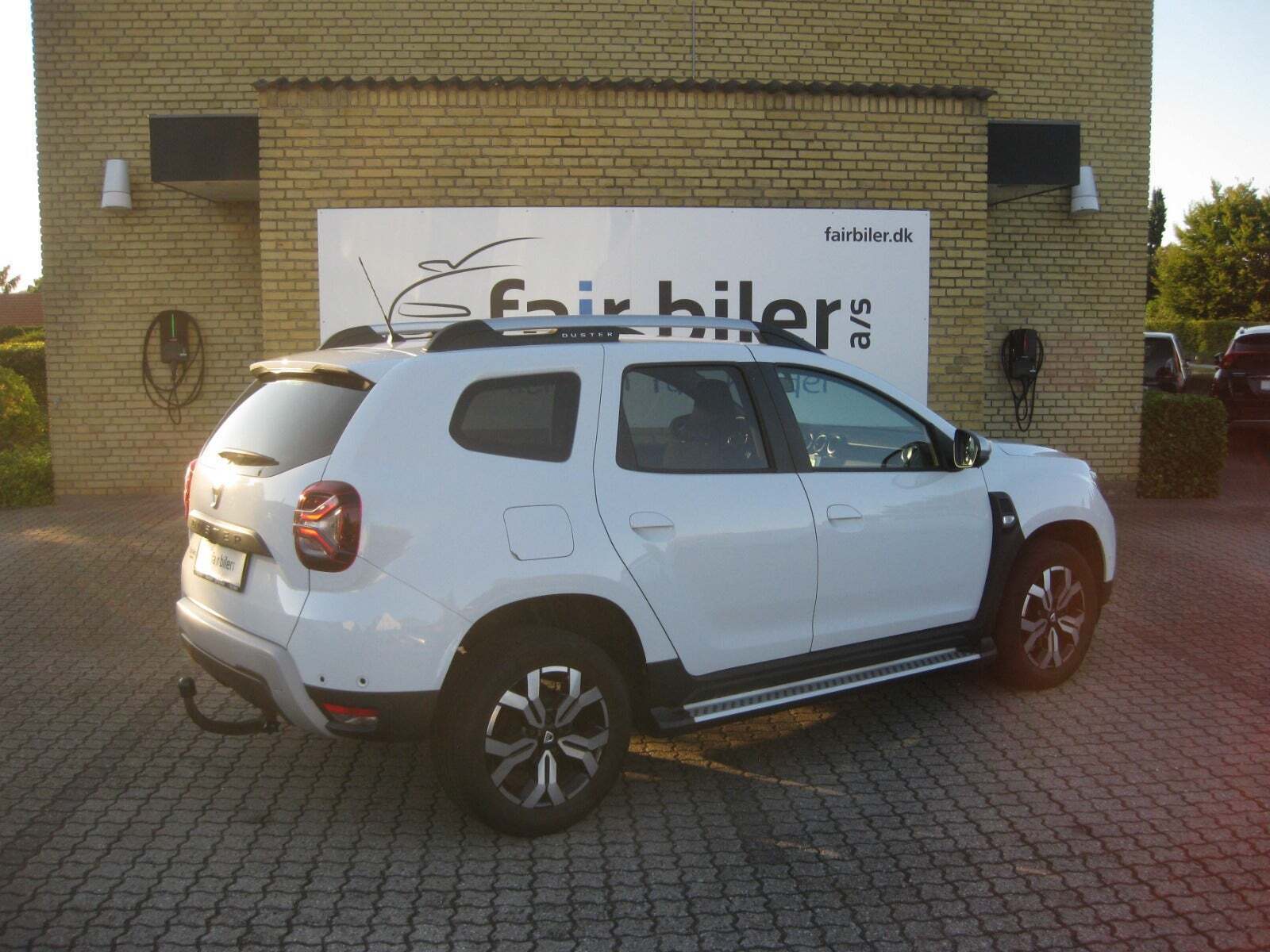 Hvid Dacia Duster fra 2022