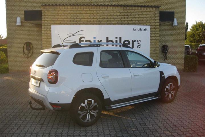 Hvid Dacia Duster fra 2022