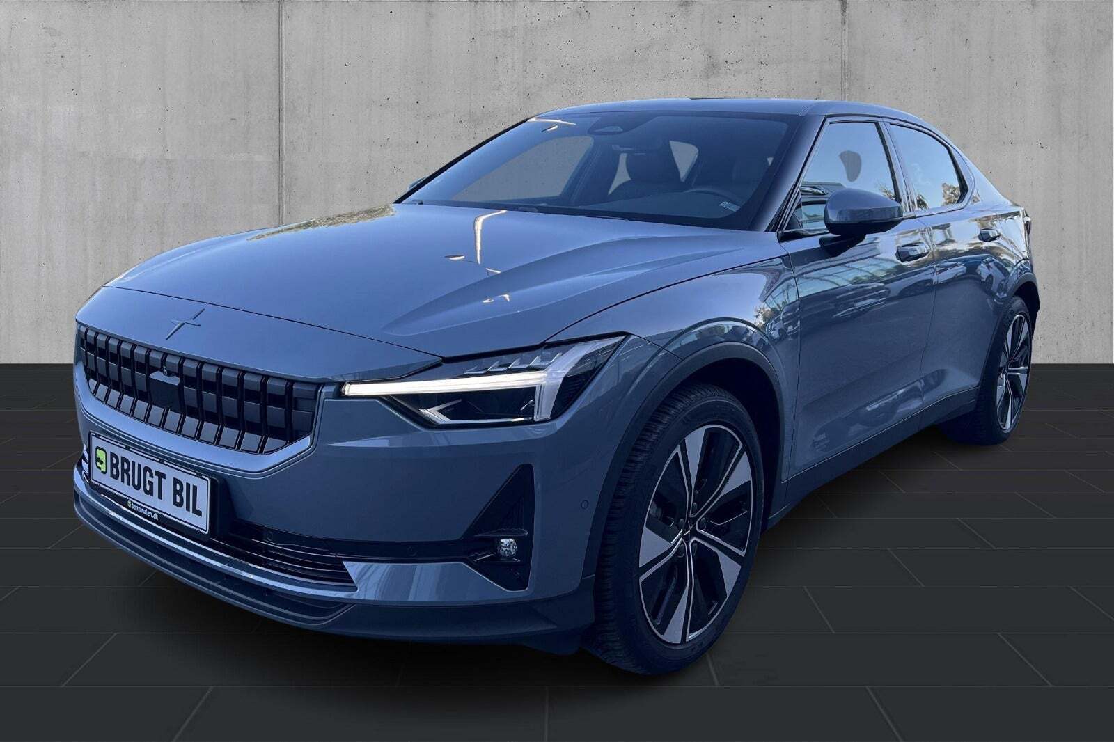 Grå Polestar 2 fra 2024