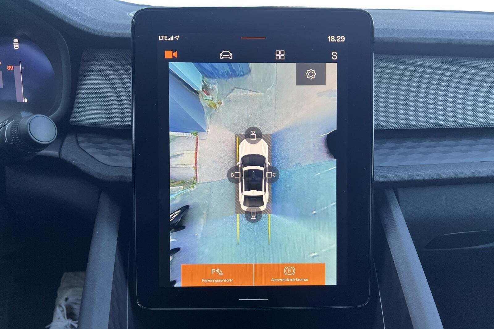 Grå Polestar 2 fra 2024