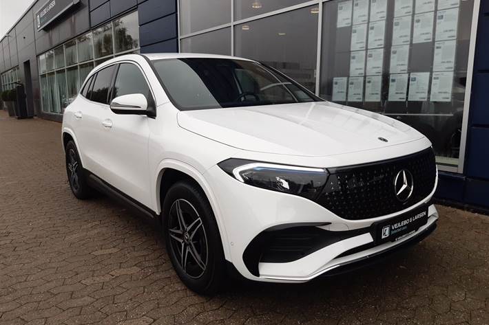 Hvid Mercedes EQA 250+ fra 2024 set udefra