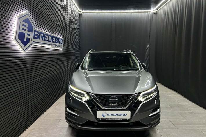 Grå Nissan Qashqai fra 2018