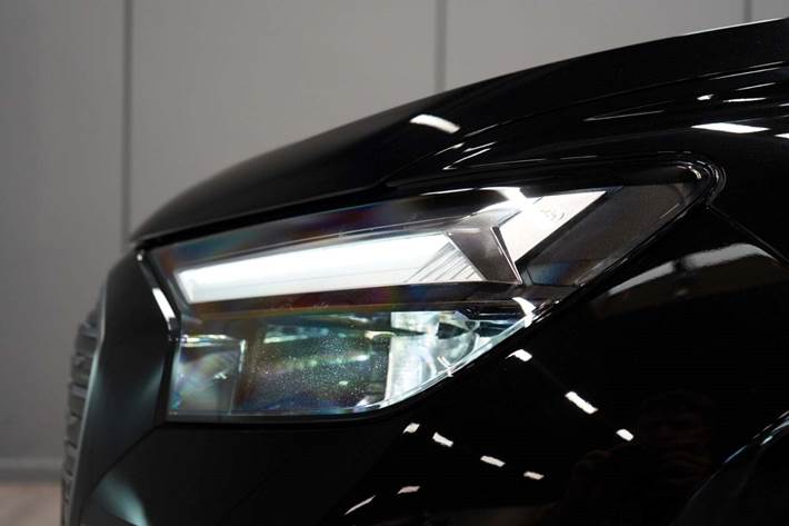 Sort Audi Q4 e-tron fra 2024