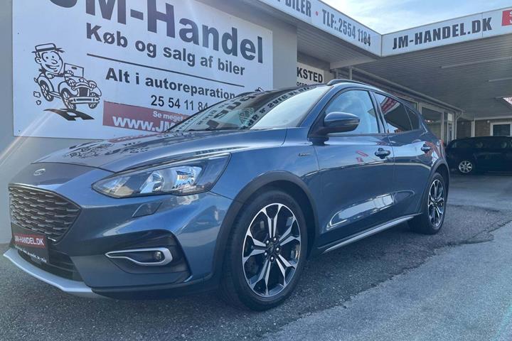 Blå Ford Focus fra 2019
