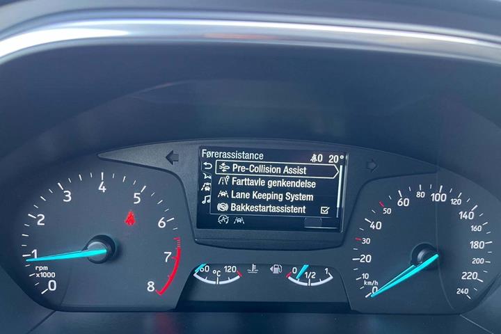 Blå Ford Focus fra 2019