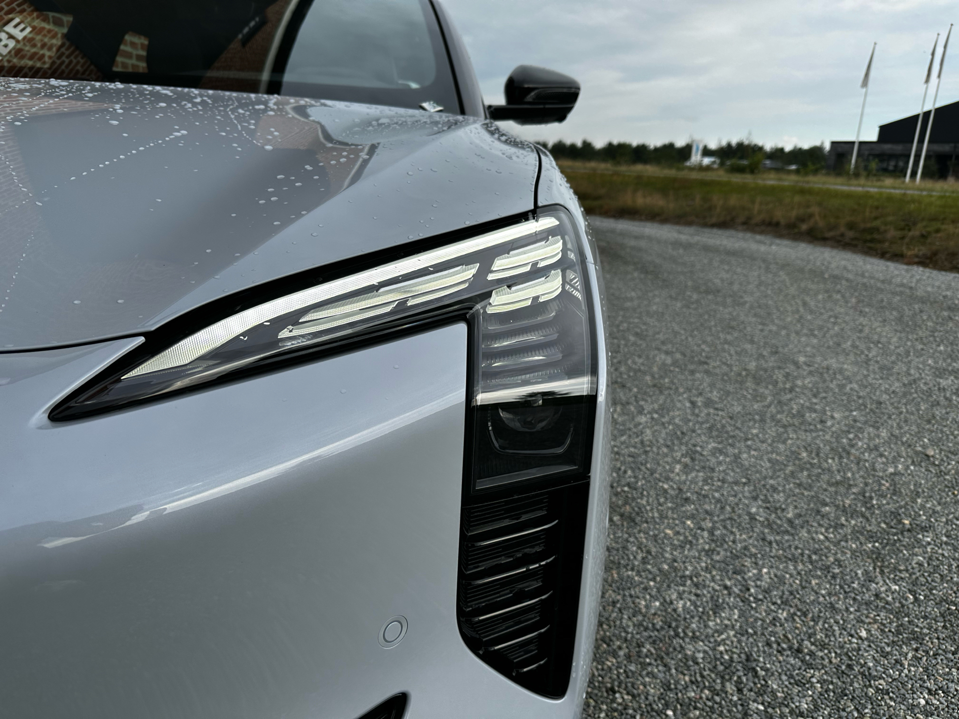 Hongqi EH7 EL Exclusive 339HK Aut.