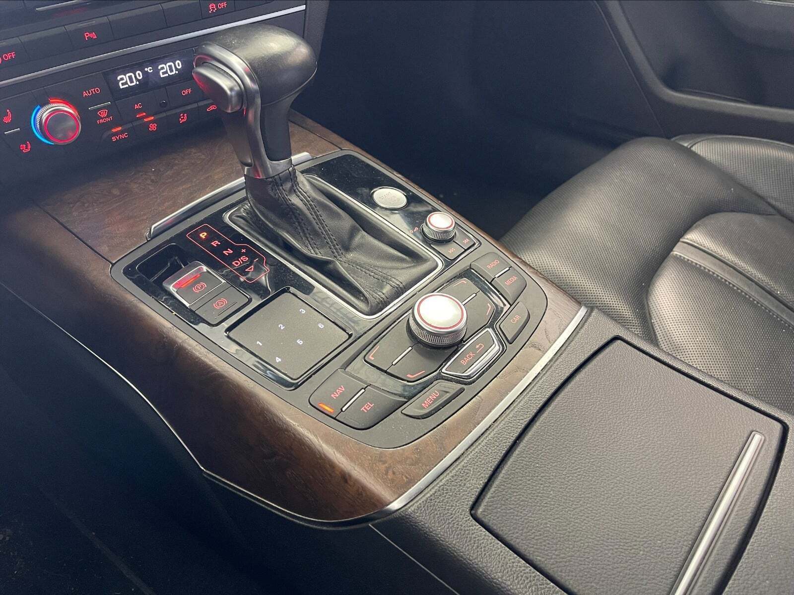 Brun Audi A6 fra 2011