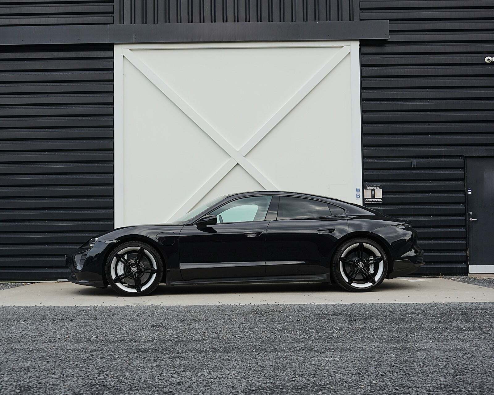 Porsche Taycan 4S Performance+