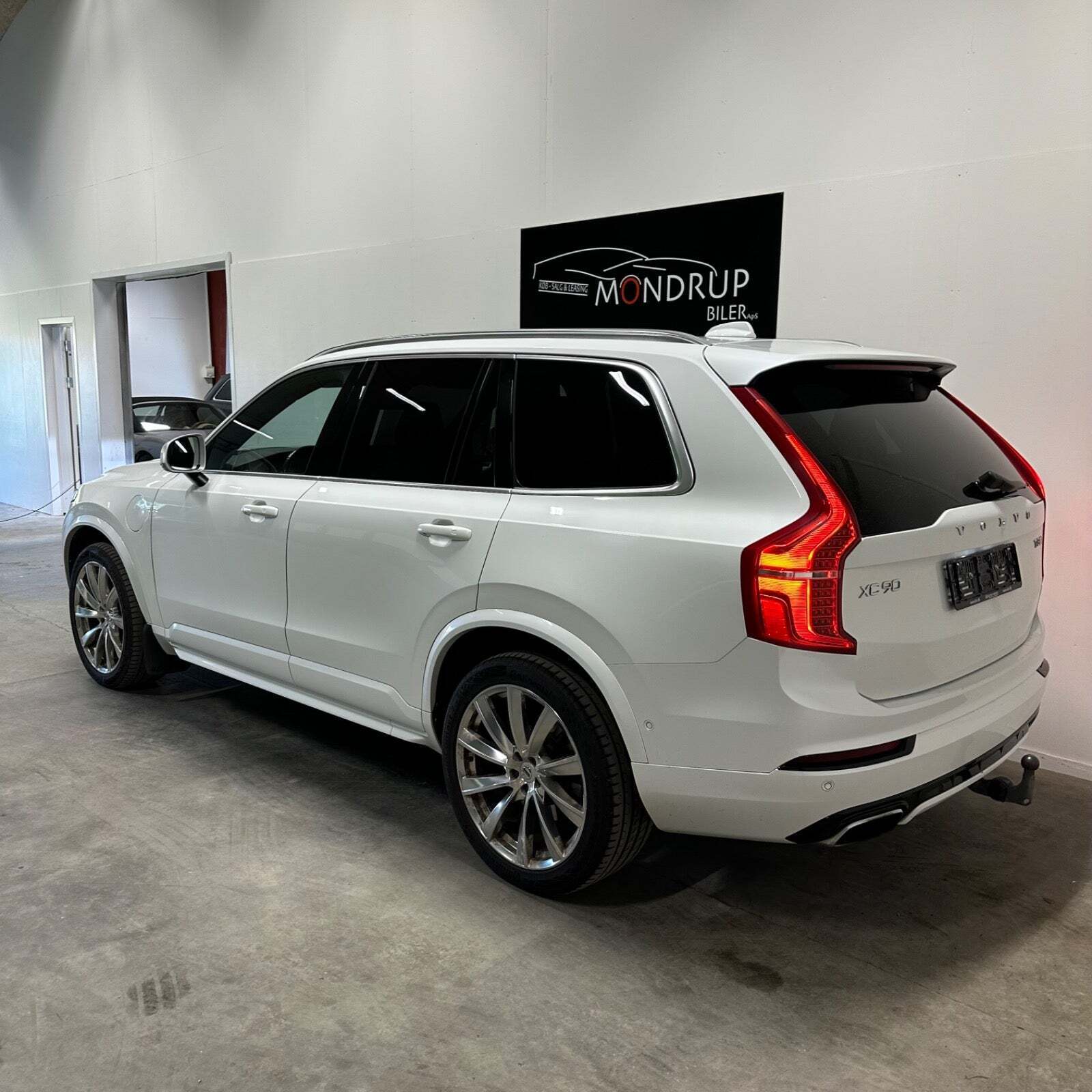 Hvid Volvo XC90 fra 2016