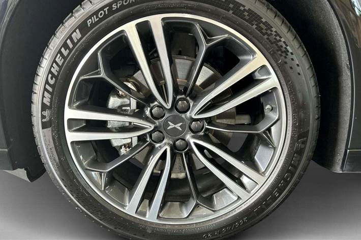 Sort Xpeng G6 fra 2024