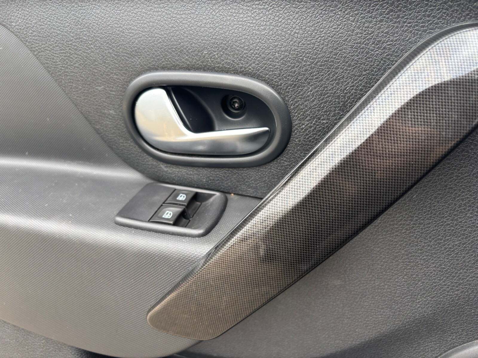 Brun Dacia Logan fra 2020