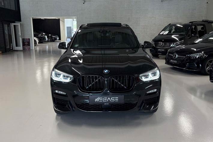Sort BMW X3 fra 2018