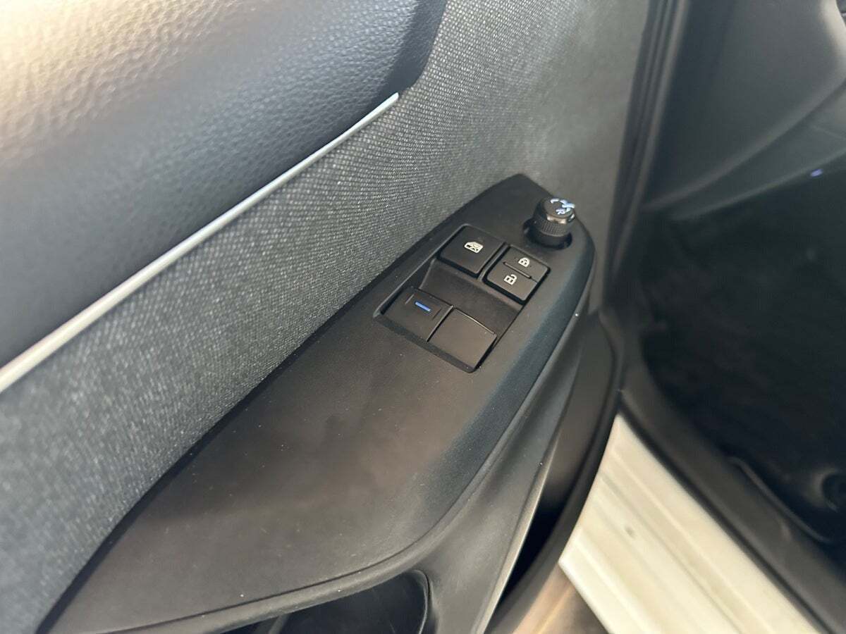 Toyota Yaris 1,0 Essential Van