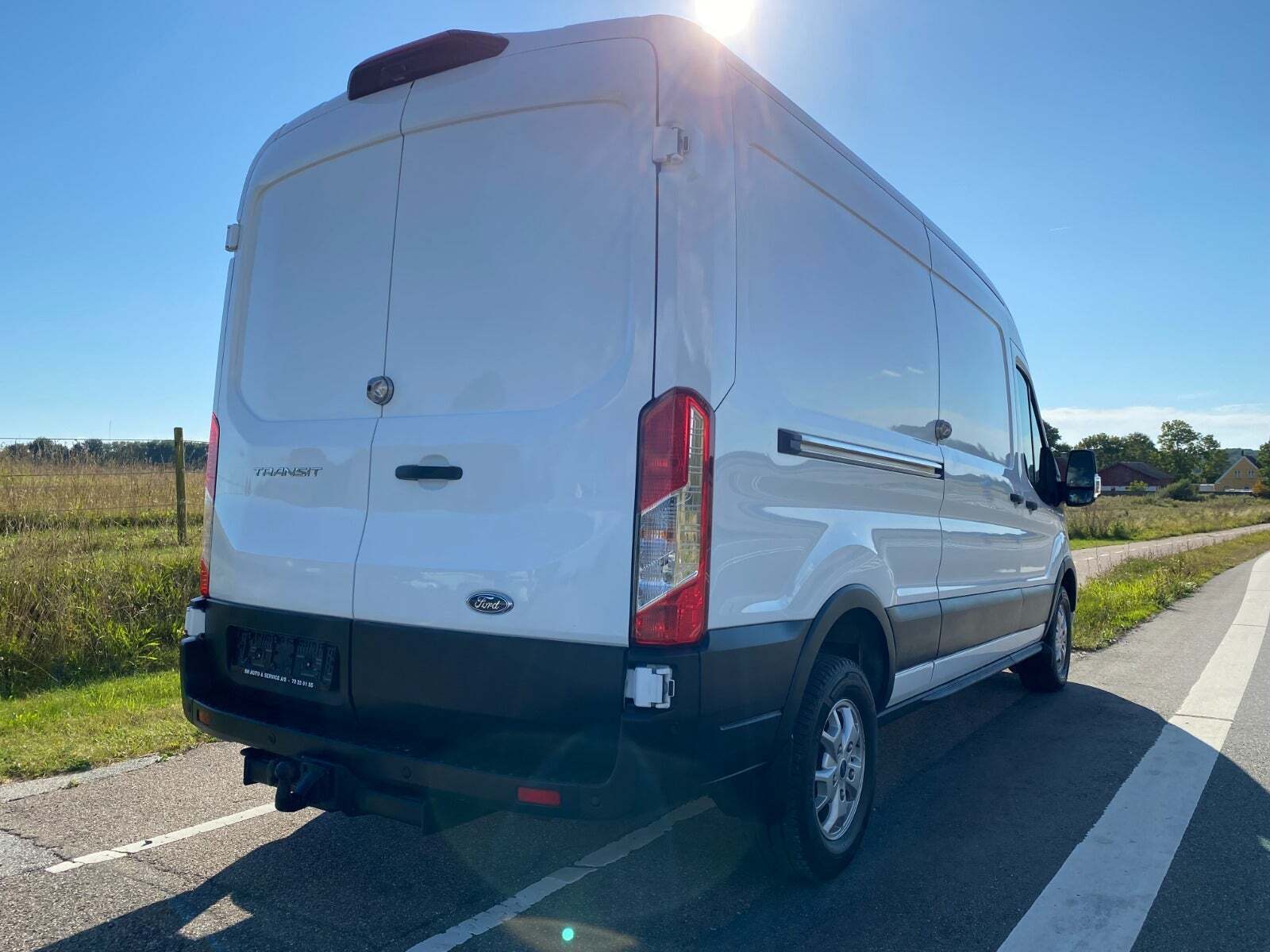 Ford Transit 350 L3 Van 2,0 TDCi 185 Limited H2 RWD