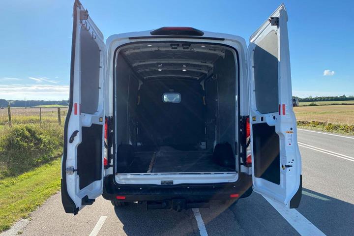 Hvid Ford Transit 350 L3 Van fra 2020