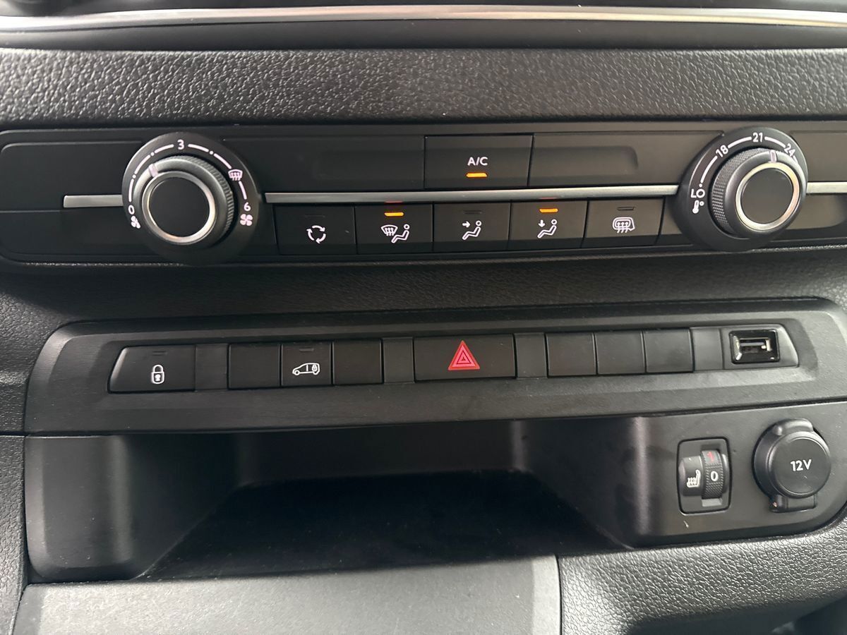 Sort Toyota ProAce fra 2023