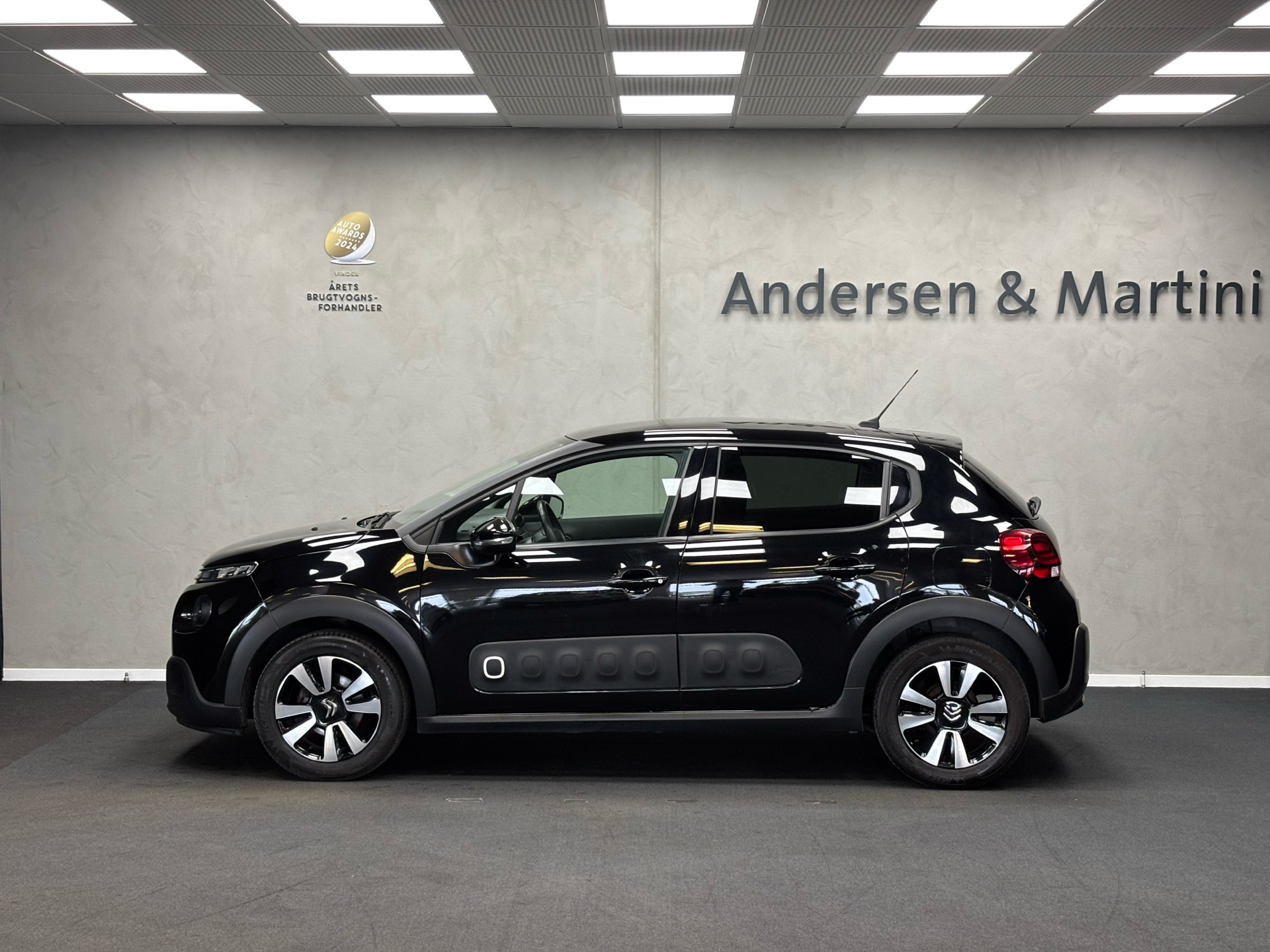 Sort Citroën C3 fra 2019