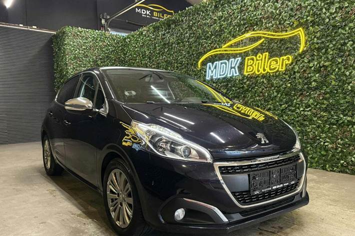 undefined Peugeot 208 fra 2018 set udefra