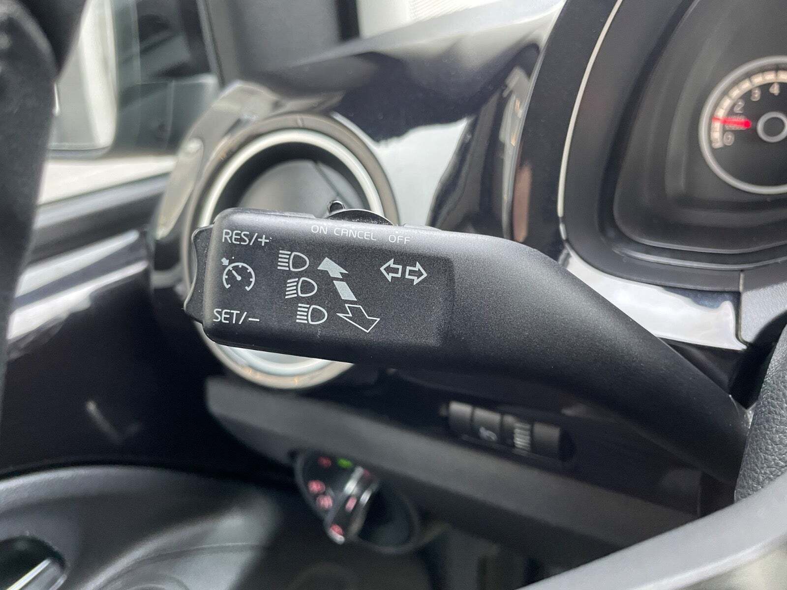 Sort VW UP! fra 2016