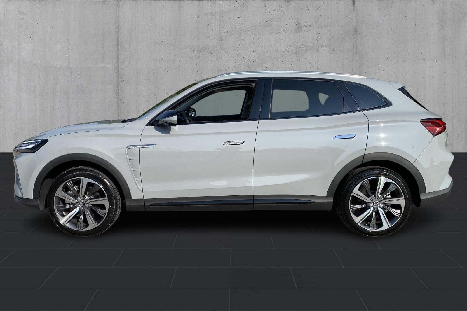 MG Marvel R Performance