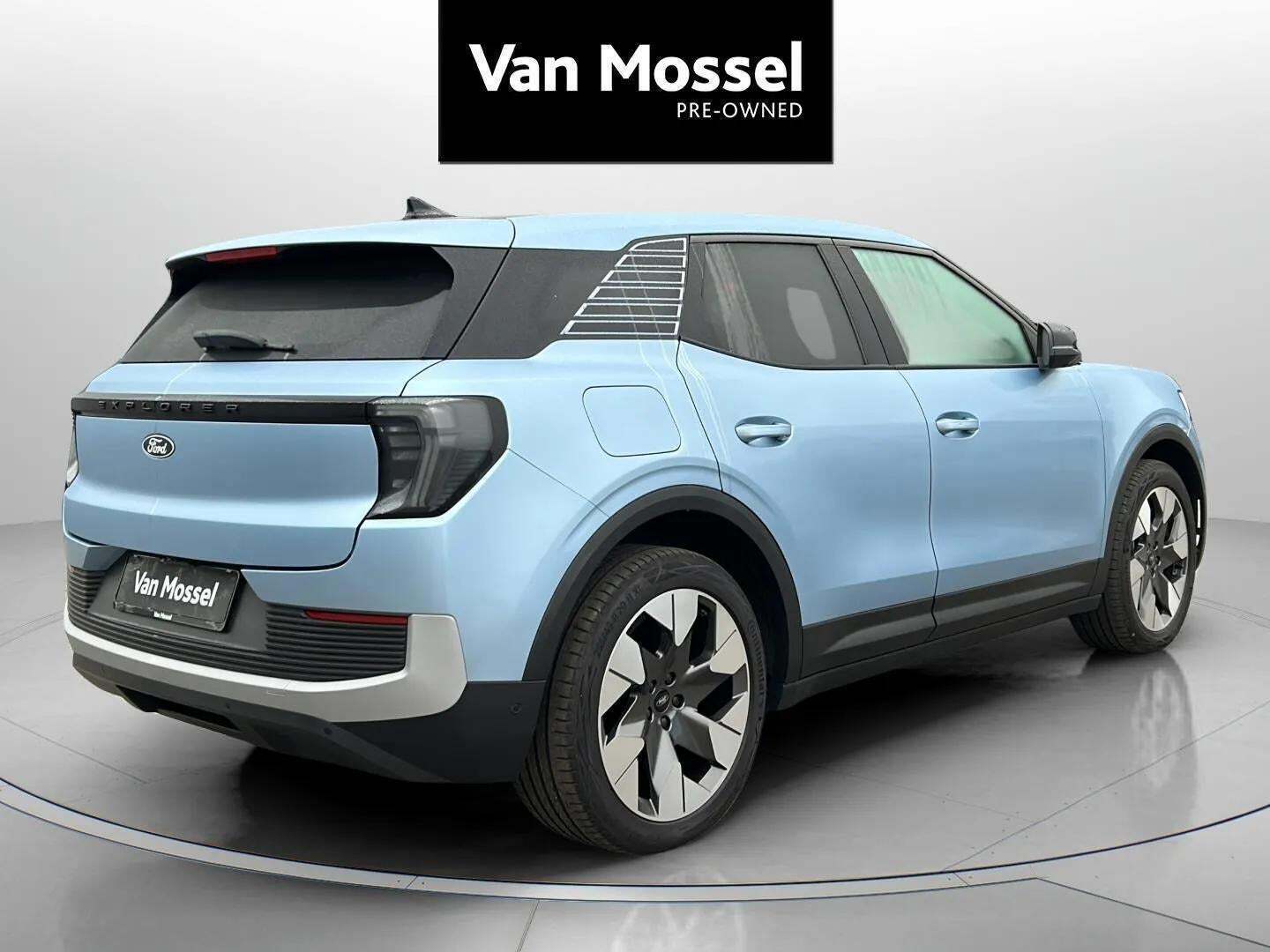 Ford Explorer 84 Premium Extended Range AWD