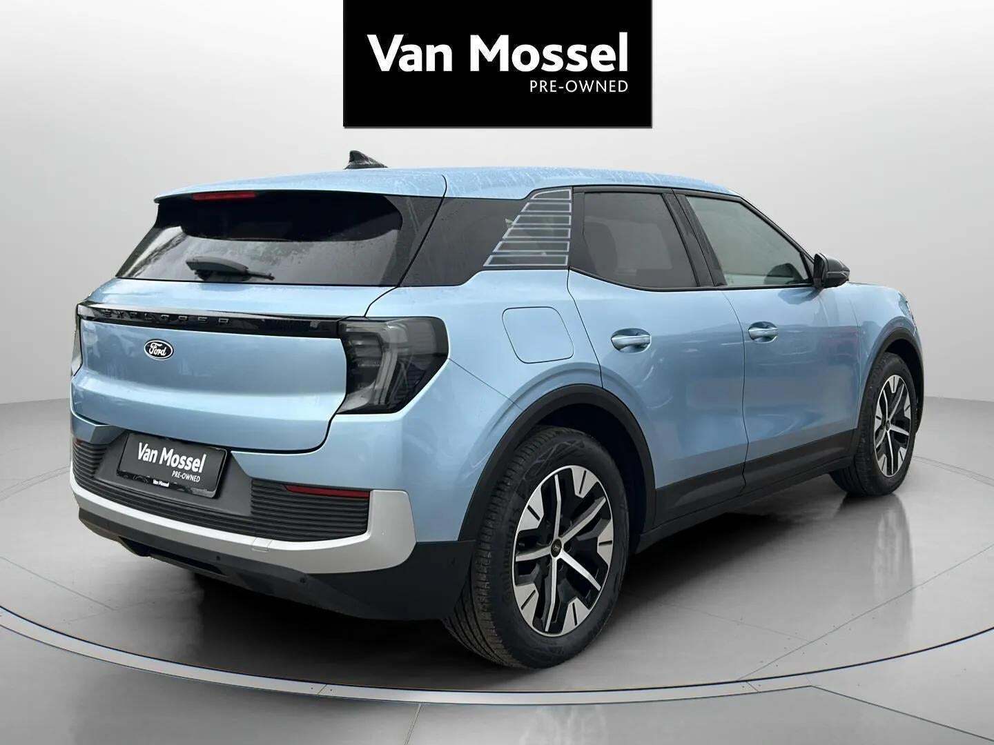 Ford Explorer 82 Select Extended Range