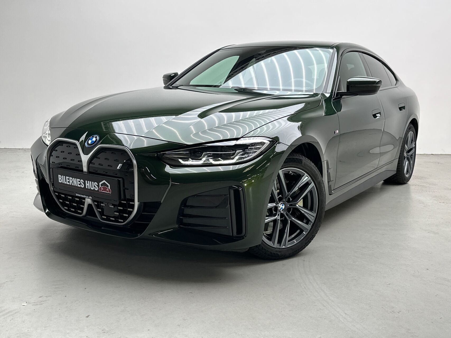Grøn BMW i4 fra 2024