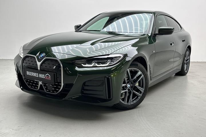 Grøn BMW i4 fra 2024