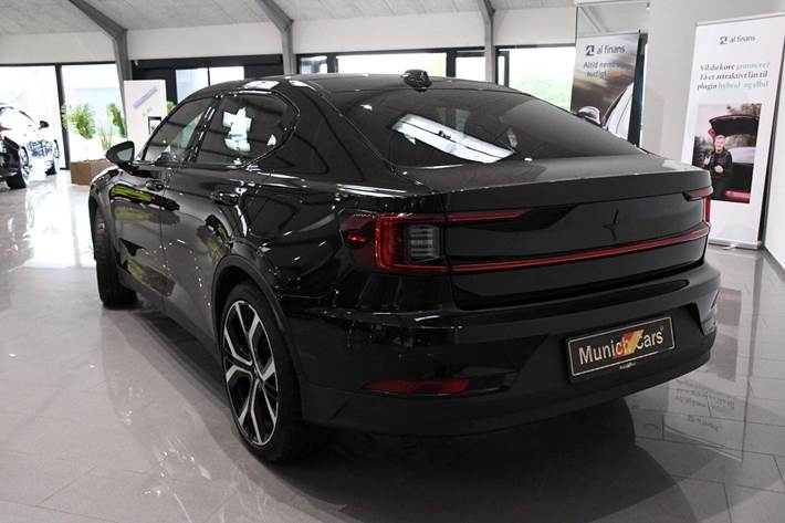 Sort Polestar 2 fra 2023