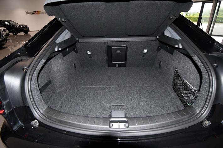 Sort Polestar 2 fra 2023