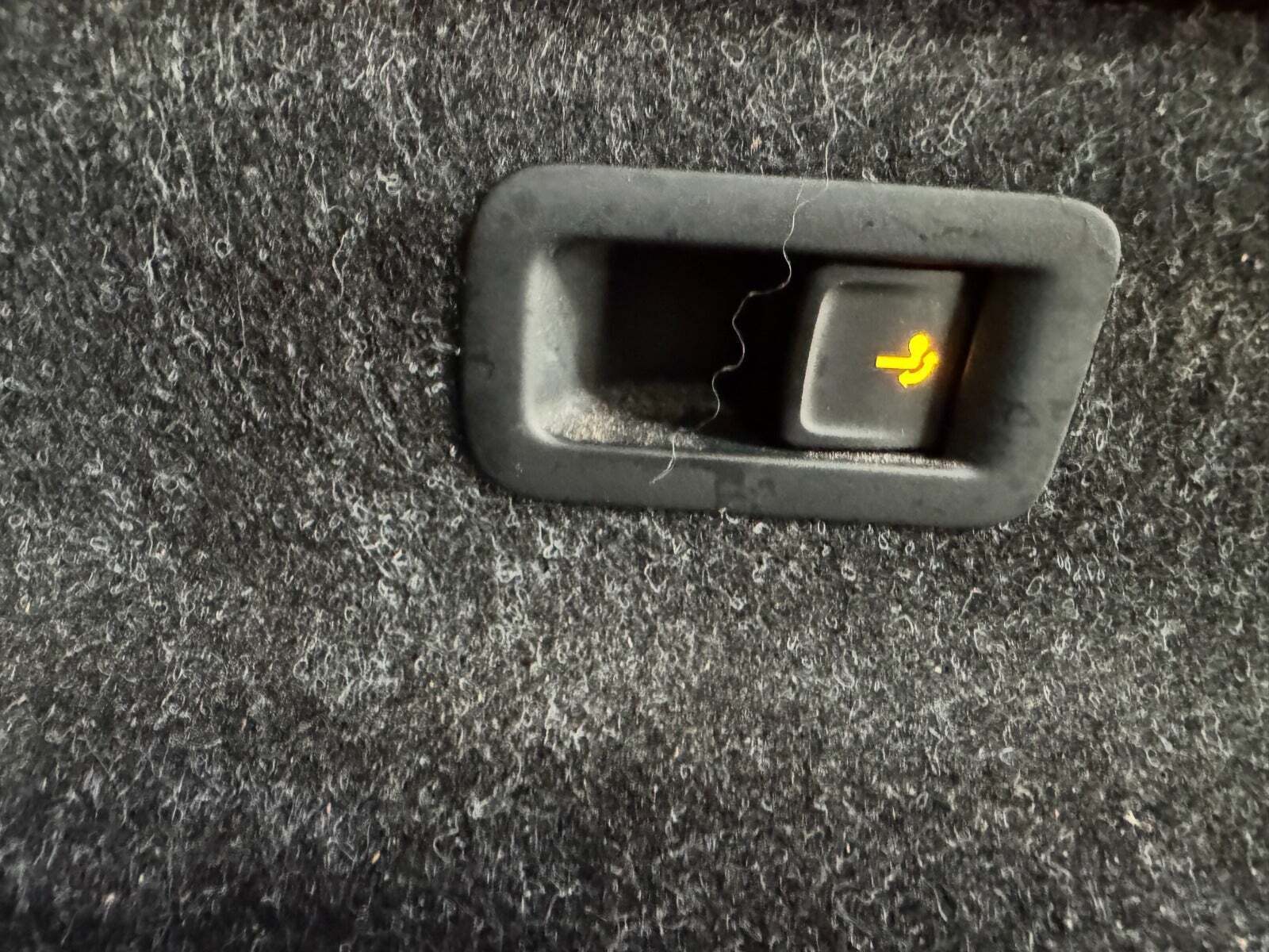 Hvid Skoda Enyaq fra 2022