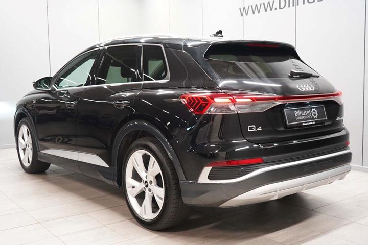 Sort Audi Q4 e-tron fra 2024